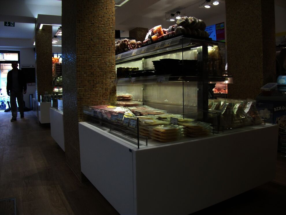 Presentation of goods Refrigeration islands Kühlfix Kälteanlagen